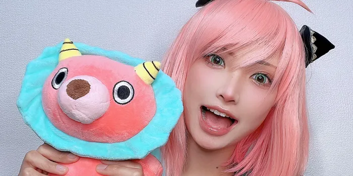 『フォーエイト』ゑむ氏。のコスプレ完成度がスゴい!鬼滅にアーニャも