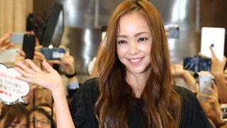 安室奈美恵は現在何してる?庶民派スーパーで買い物姿も!